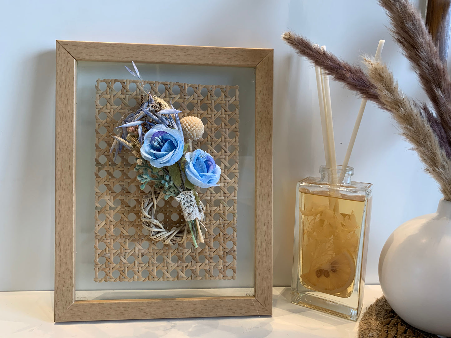 Aesthetic Frame 5
