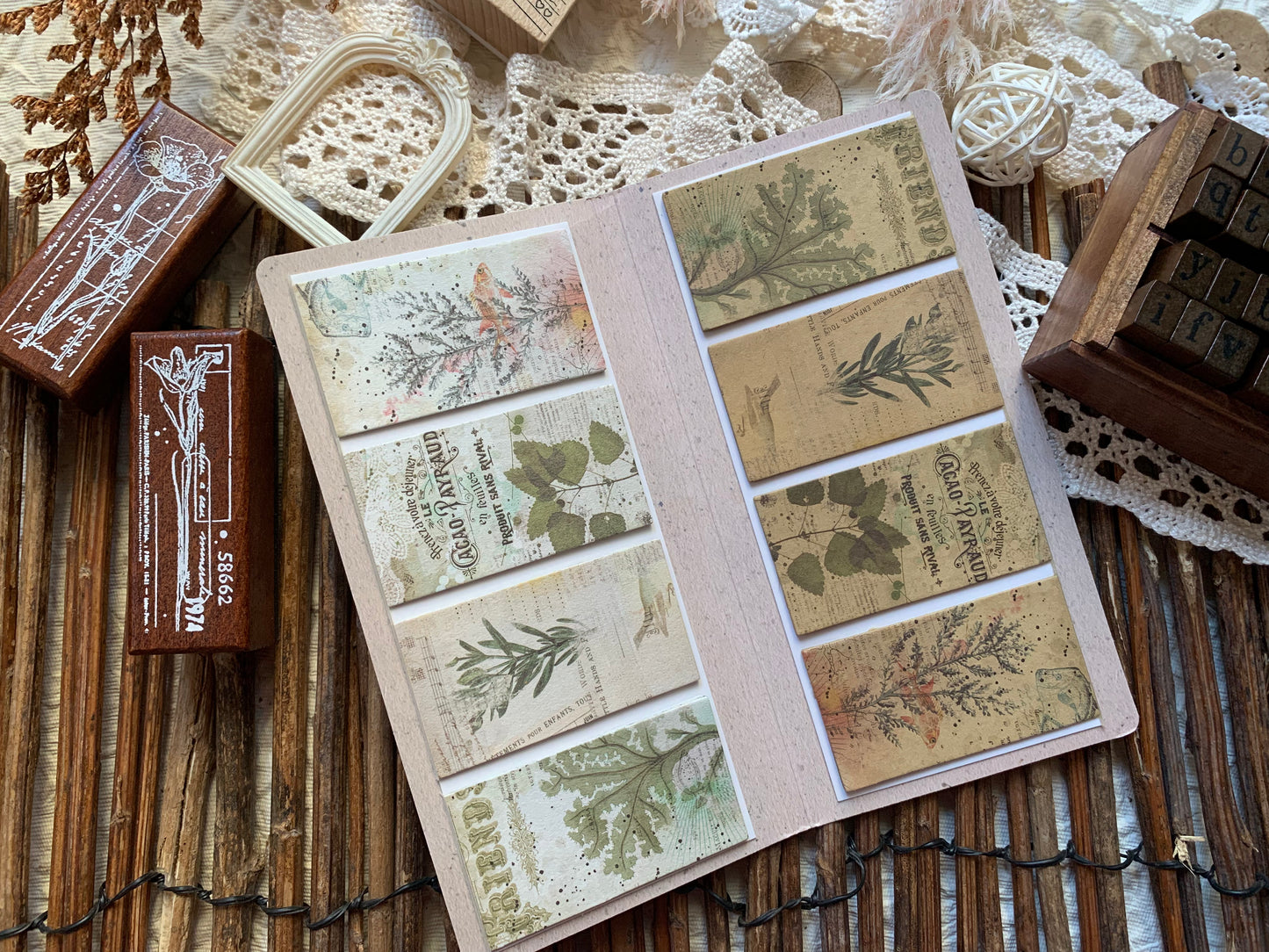 Multiple Booklet Folder - Botanical