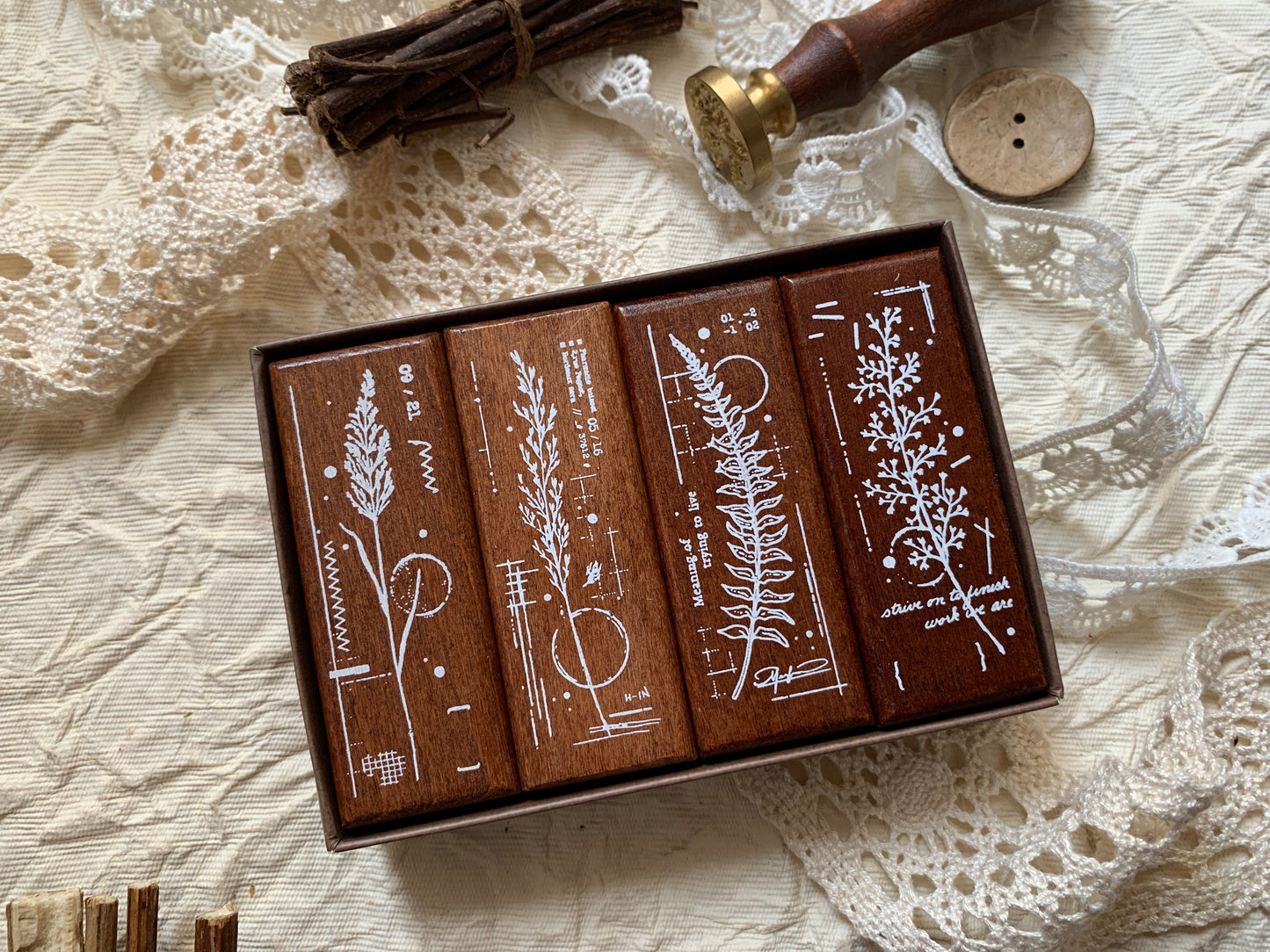 Botanical Stamp Set - 2