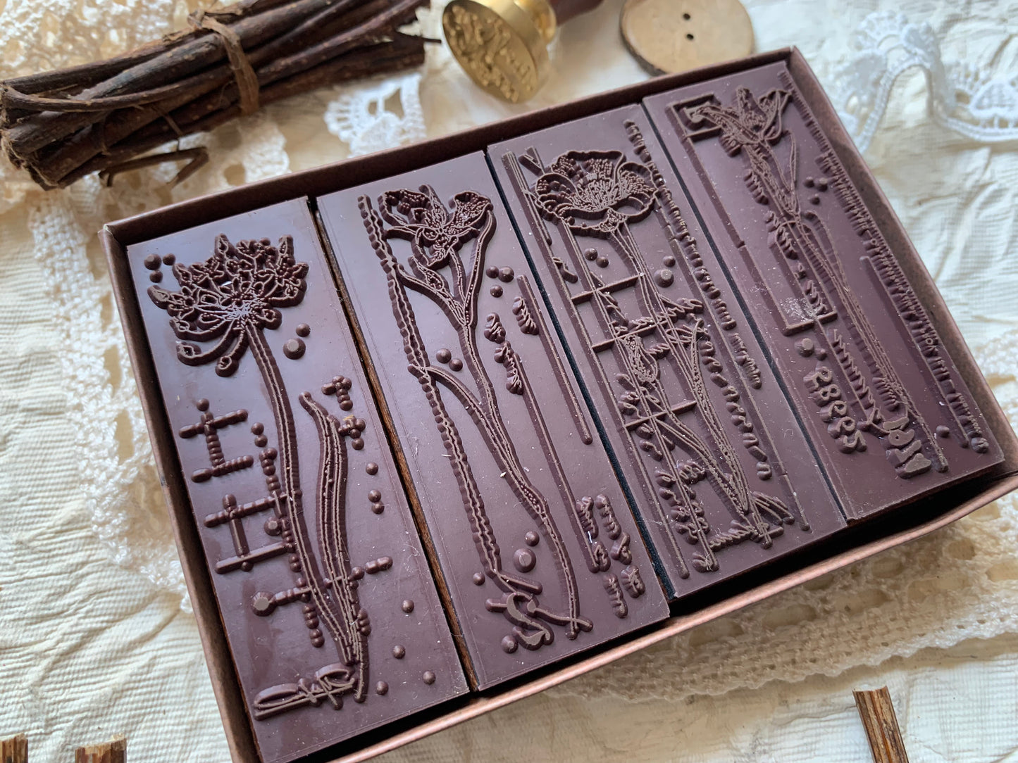 Botanical Stamp Set - 3