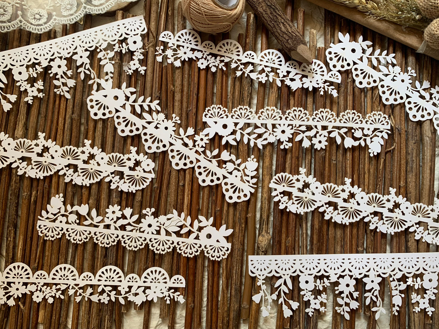 Lace Doilies Set - Design