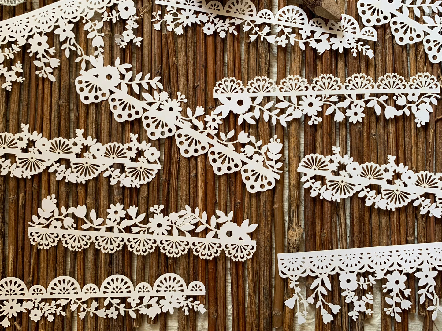 Lace Doilies Set - Design