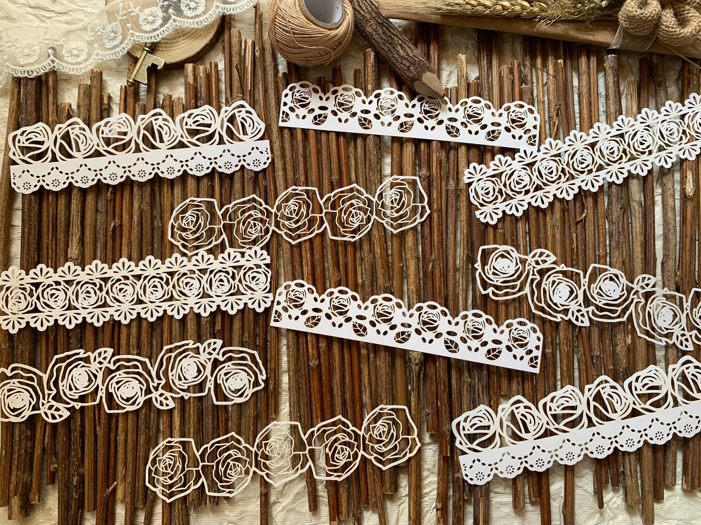 Lace Paper Doilies - Rose