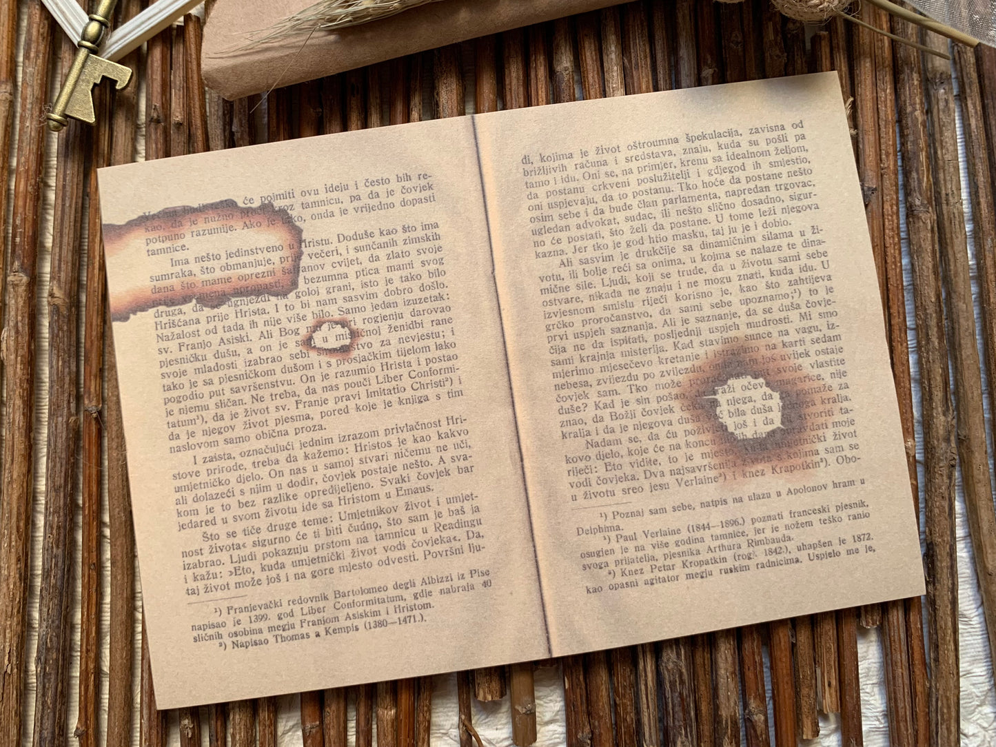 Horizontal Paper Booklet - Burnt