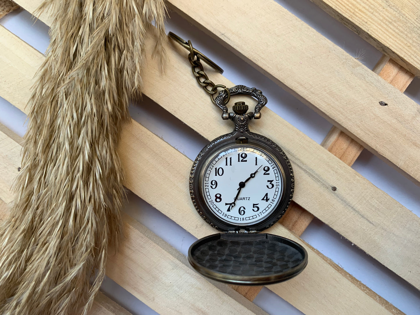 Pocket Watch - Setting