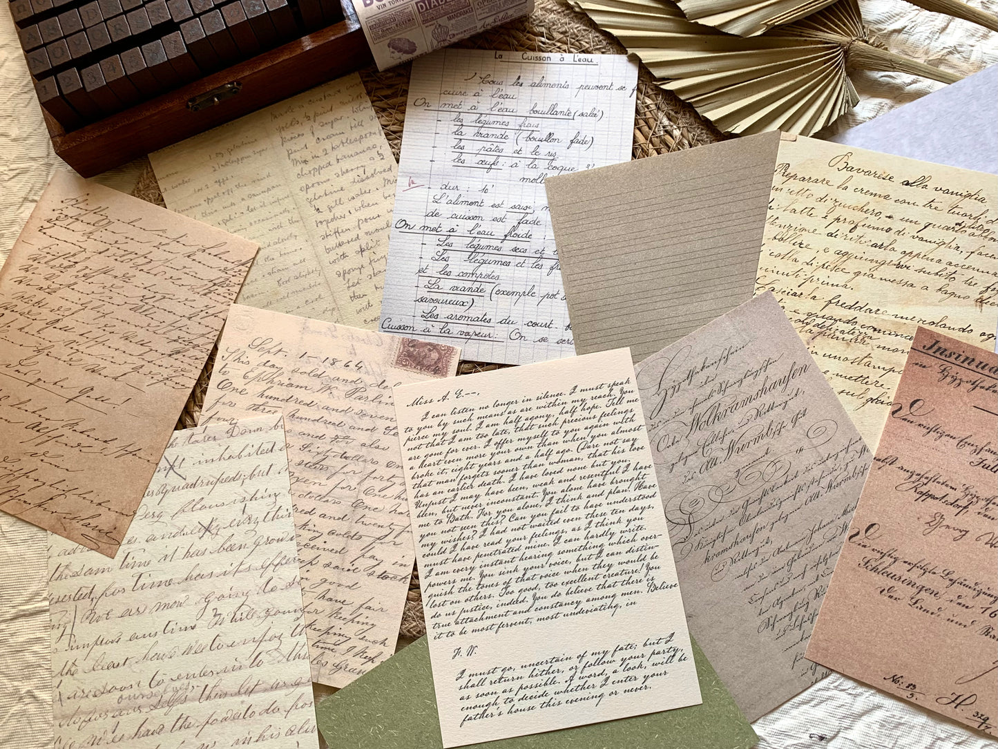 Letters Paper Set