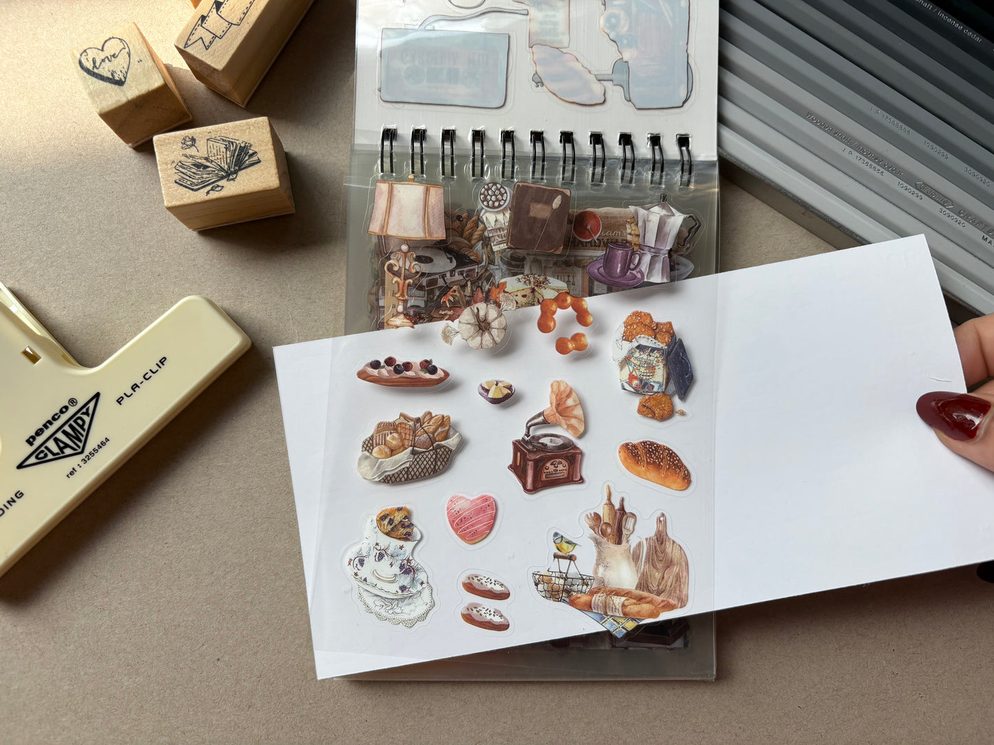 Spiral Vintage Booklet - Blue