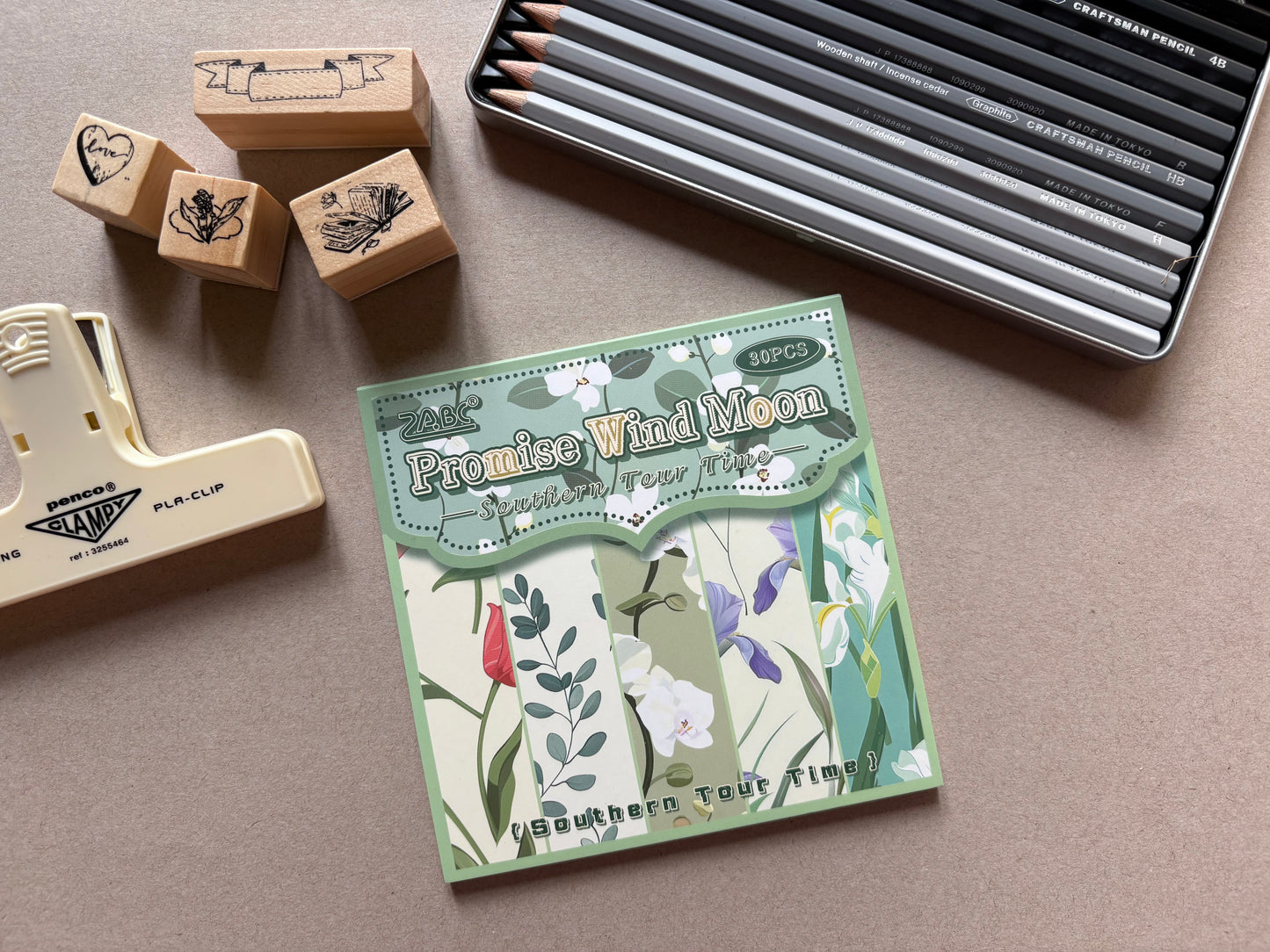 Floral Prints Booklet - Green